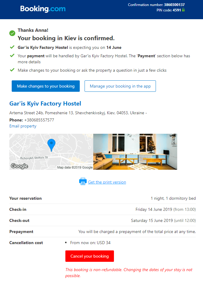 Example of a booking confirmation email template by booking.com